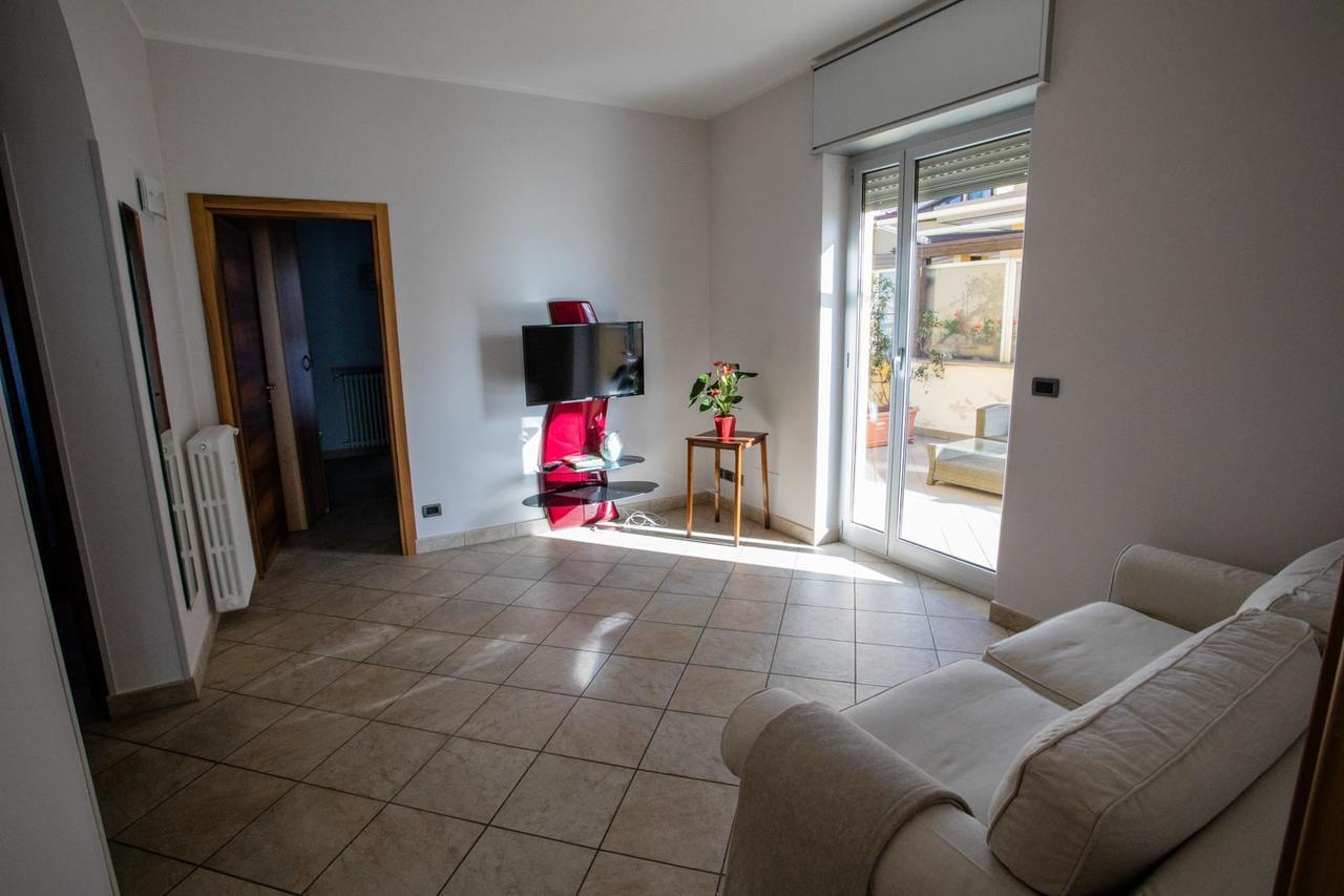 Terrazza Di Pinerolo Appartement Buitenkant foto